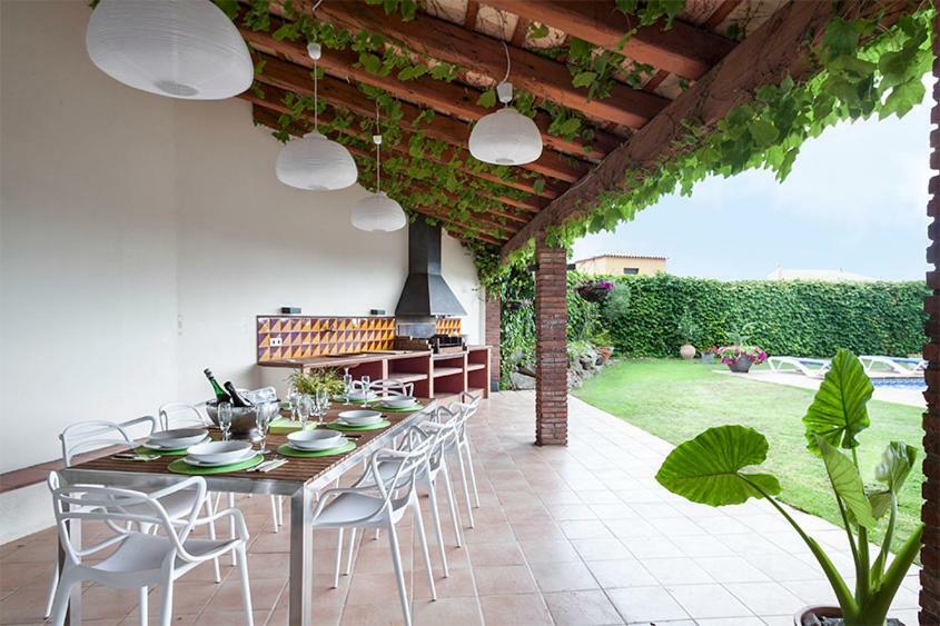 Villa Garriguella Exterior foto